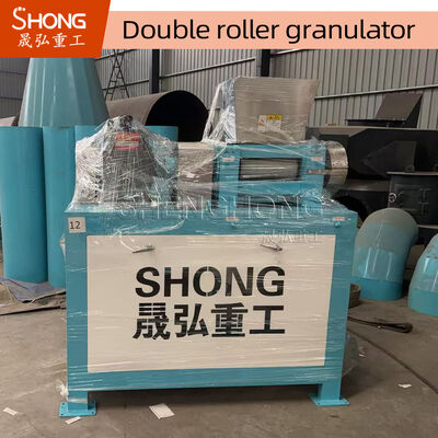 Karbon Steel Dry Type 380V Double Roller Press Fertilizer Granulator untuk Produksi NPK