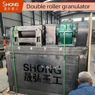 18.5kw Power Carbon Steel Double Roller Press Granulator Machine untuk 1,5-2,5 Ton Per Jam Produksi Pupuk Senyawa